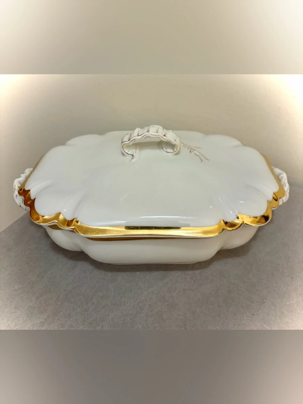 Antique Haviland & Co Limoges White Gold Covered Vegetable Serving Dish W/ Lid